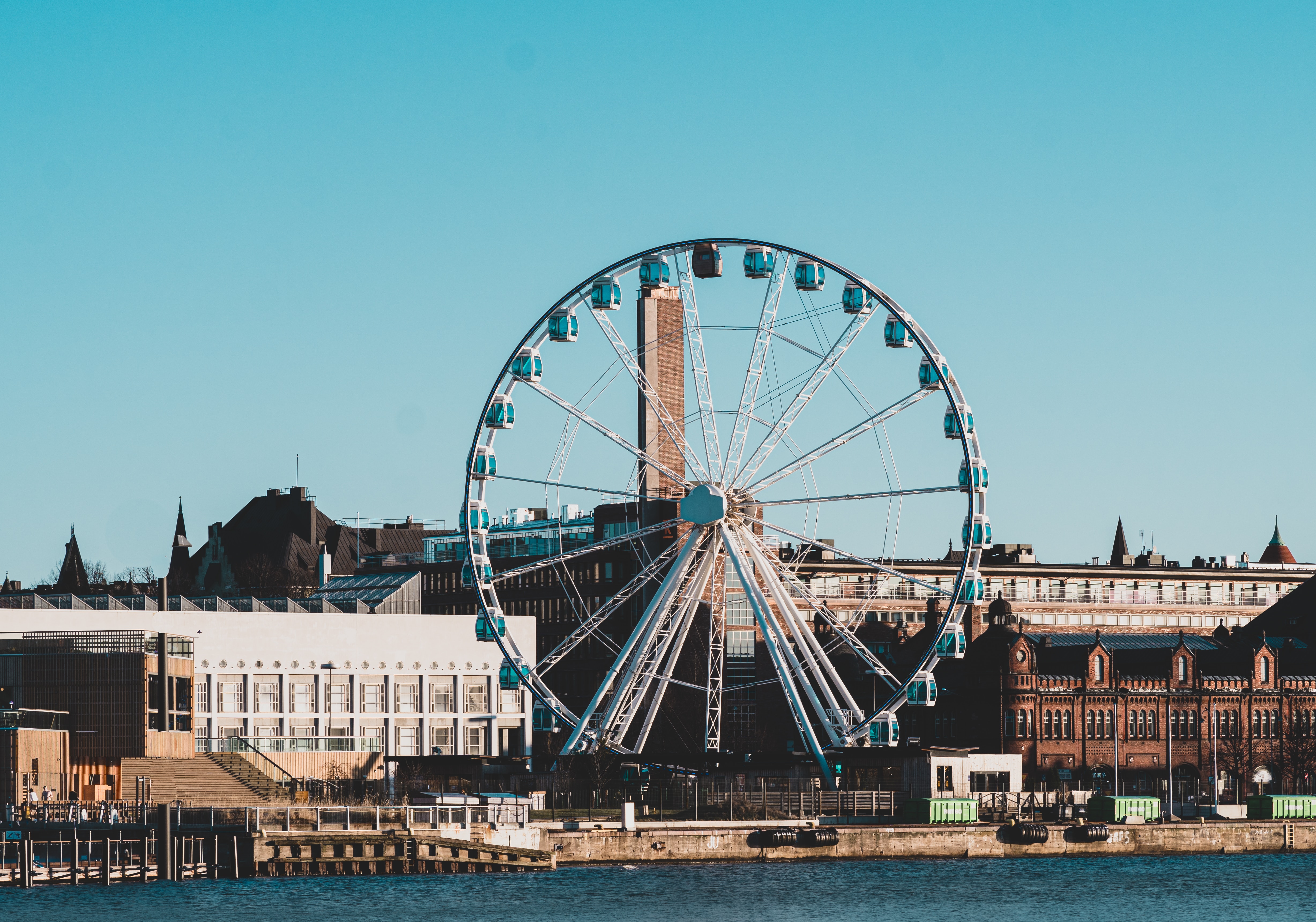 finland-03-helsinki-ferris-wheel